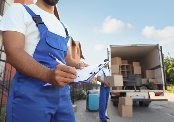 9 Situations Where Hiring Certified Movers Is a Must