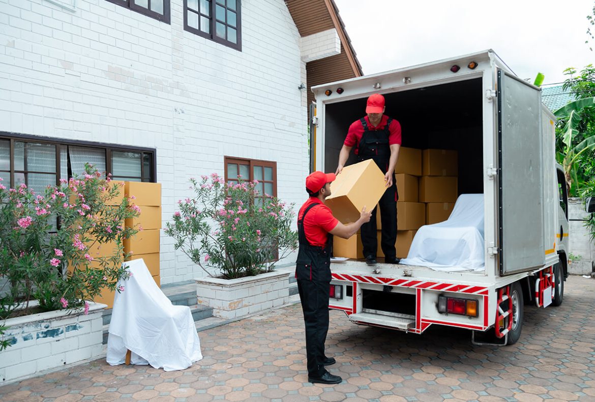 Certified Movers’ Tips for Moving During Peak Moving Season