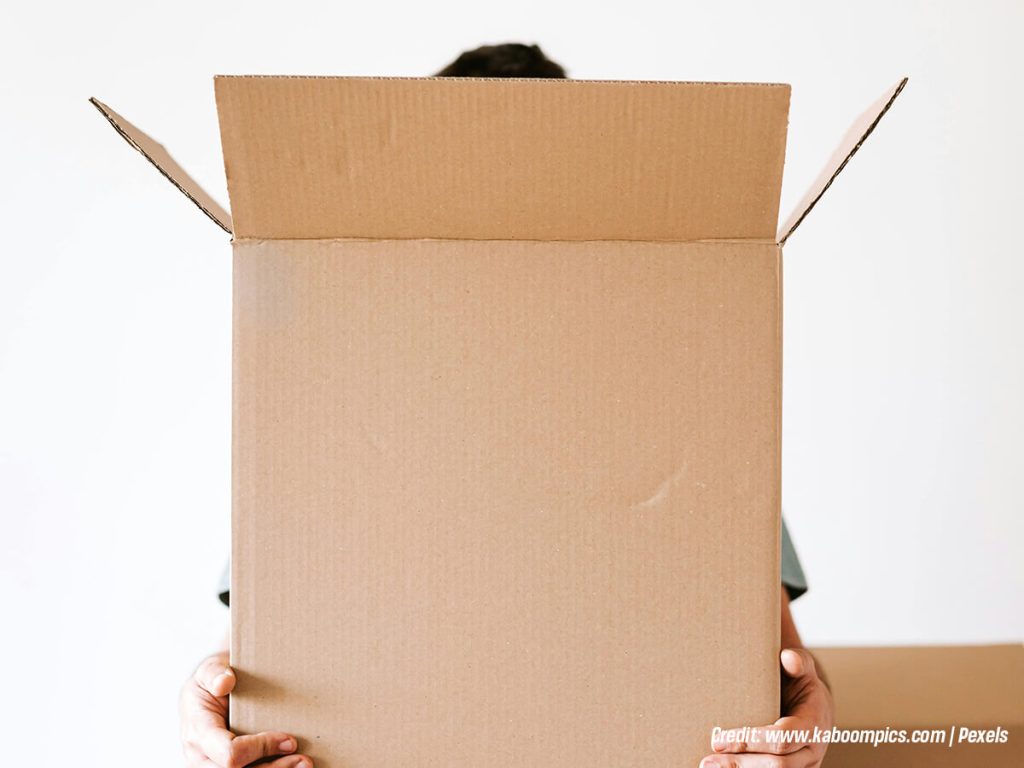 Ready-to-Move-Overseas-A-Step-by-Step-Guide-to-International-Customs