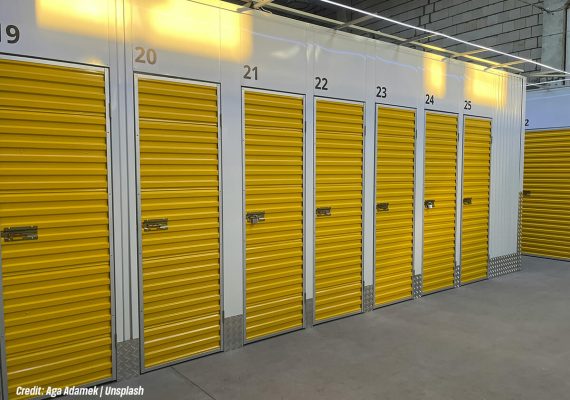 Need a Safe Space? 7 Benefits of Secure Storage During a Move