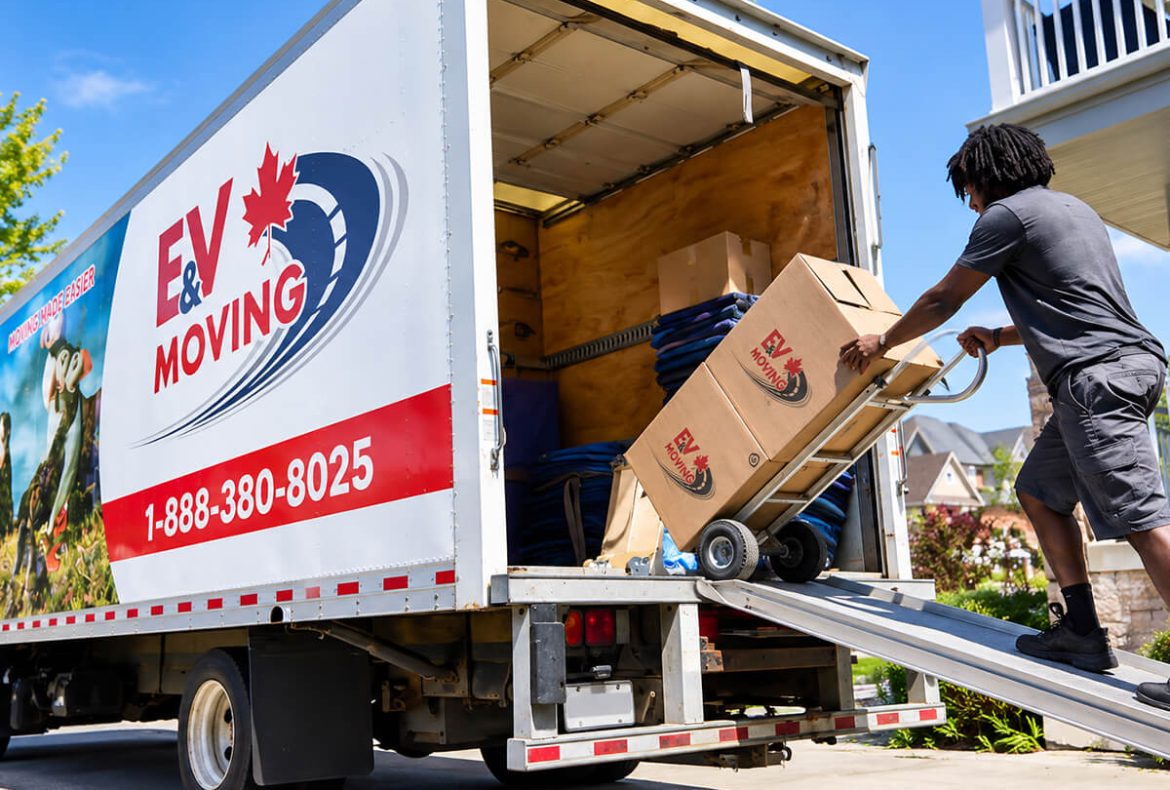 How Do You Choose a Long-Distance Mover? 9 Signs of a Reliable Moving Service to Look For